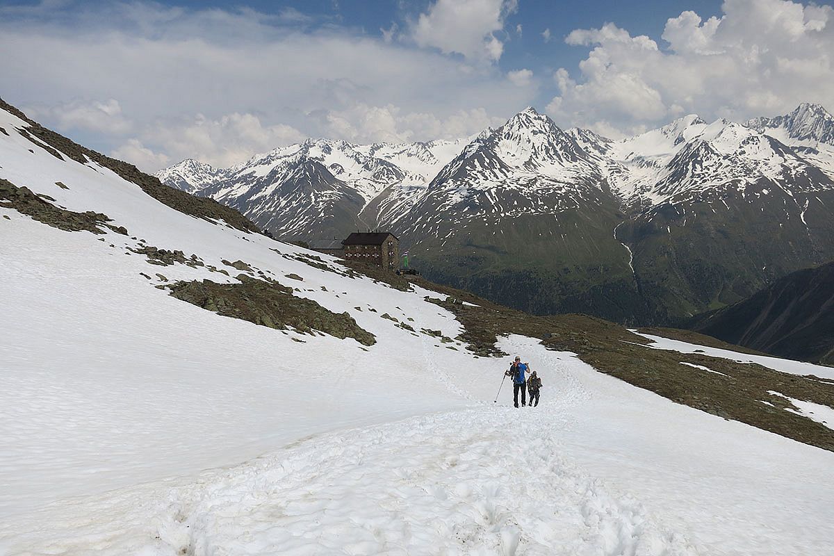 High alpine Ötztaler hut to hut hike